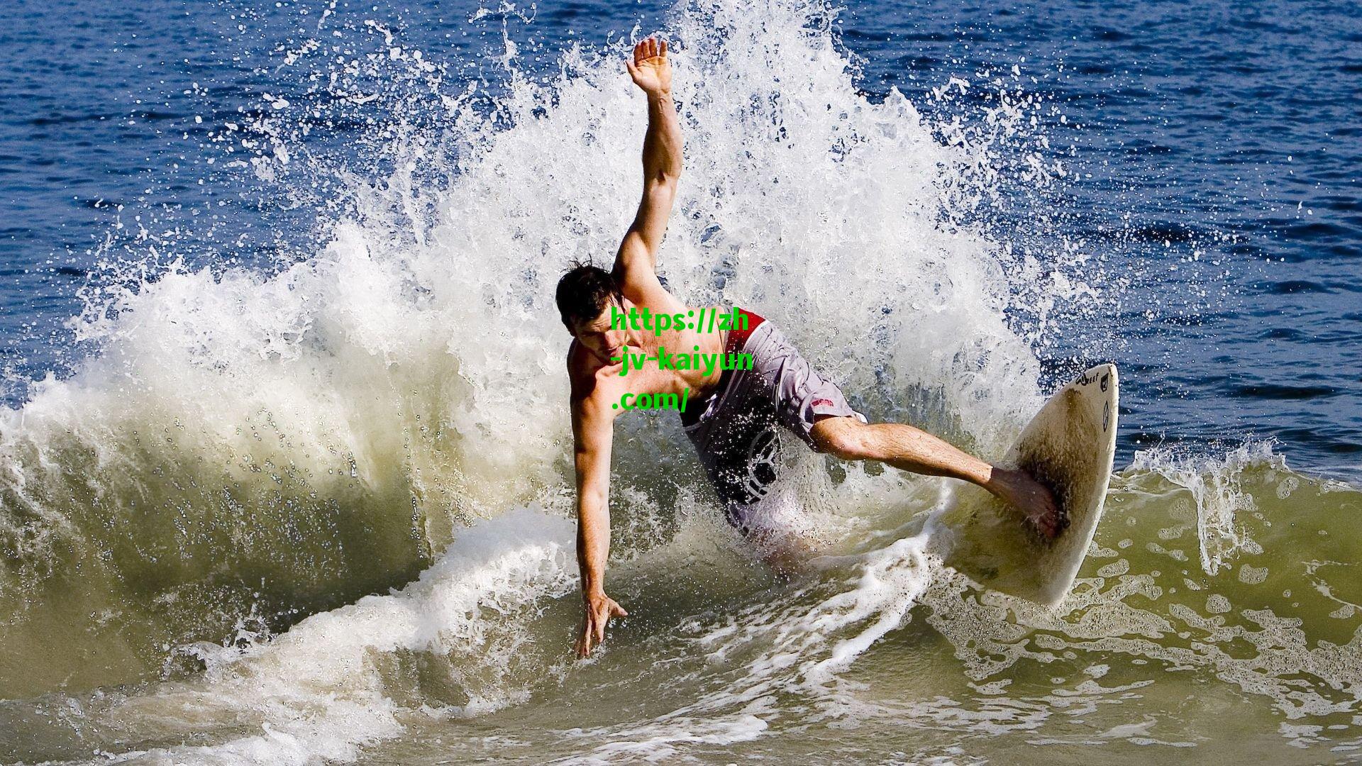 连续两年倒在西决难受吗？华子：我才23岁 更为康利感到难过